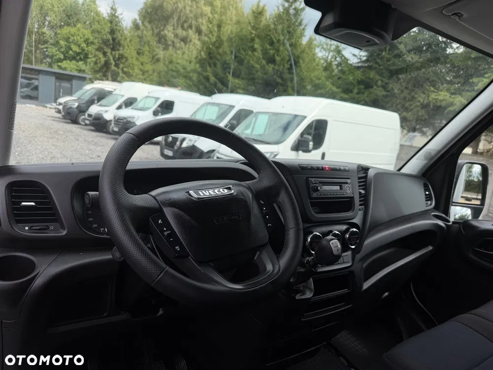 Iveco DAILY / 2.3D / KONTENER / WINDA / FV23% / BLIŹNIAK /UDT - miniatura 18