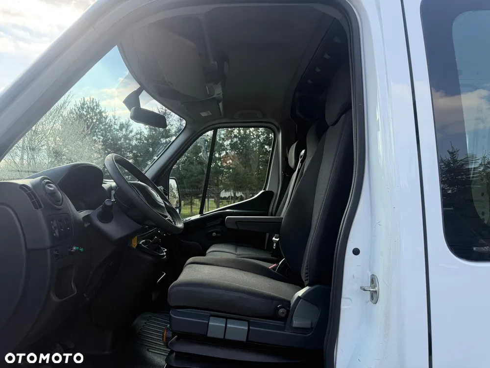 Renault Master - miniatura 13