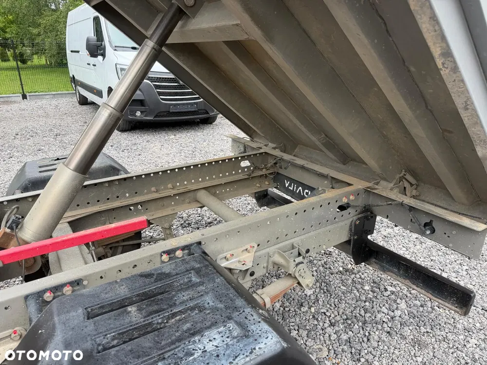 Iveco Daily / 2.3D / BLIŹNIAK / ORYGINALNA WYWROTKA / FV23% / NOWE OPONY - miniatura 20