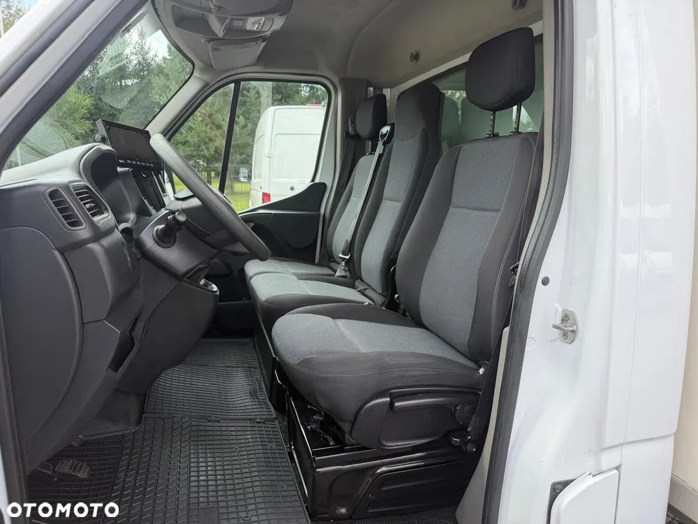 Renault NV400 / Master / Kontener / Winda / 2.3D / 165 KM / Hak / Kamera / FV23% - miniatura 25