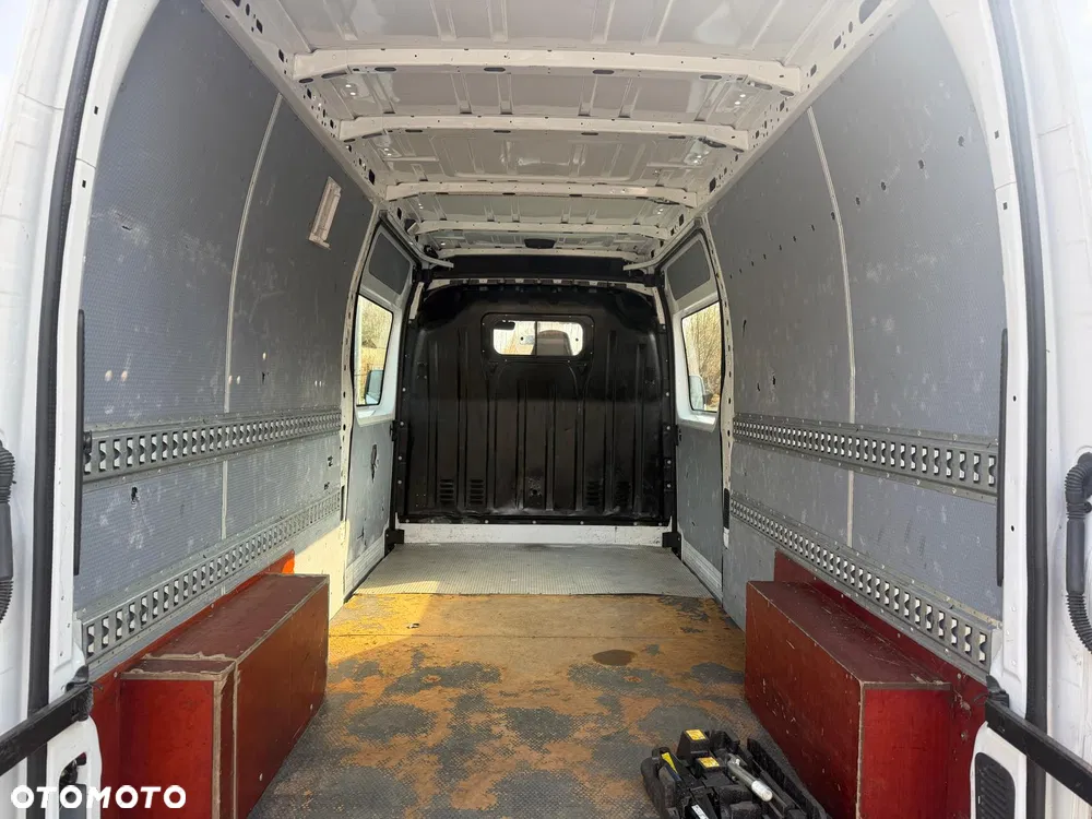 Renault Master - miniatura 10