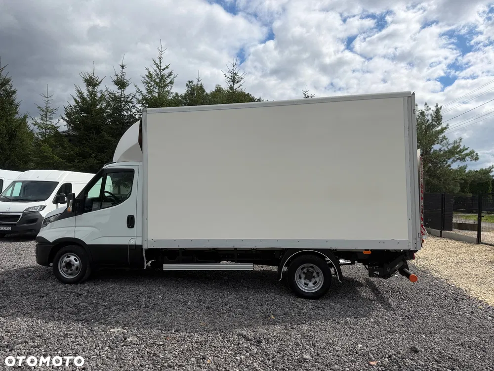 Iveco DAILY / 2.3D / KONTENER / WINDA / FV23% / BLIŹNIAK /UDT - miniatura 7