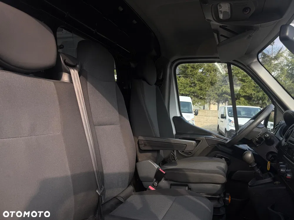 Renault Master - miniatura 20