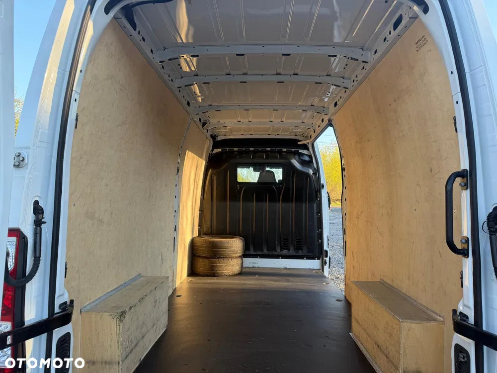Renault Master / L3H2 / Najbogatsza wersja / 92000 KM / BEZWYPADKOWY / L3 H2 / FV23% - miniatura 8