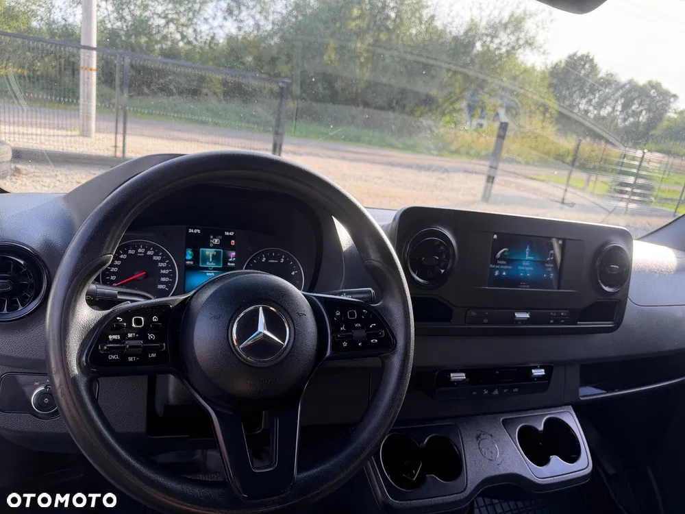 Mercedes-Benz SPRINTER / L4H3 / 2.2D / AUTOMAT /  NAJBOGATSZA WERSJA / KAMERY 360 / FV23% - miniatura 18