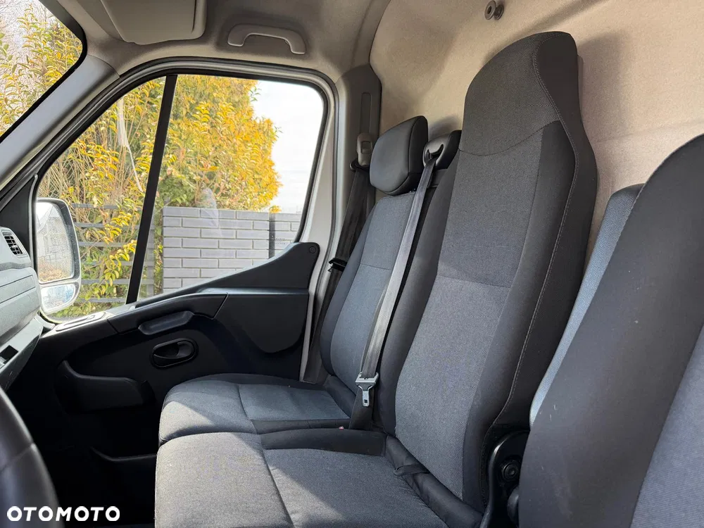 Renault Master - miniatura 14