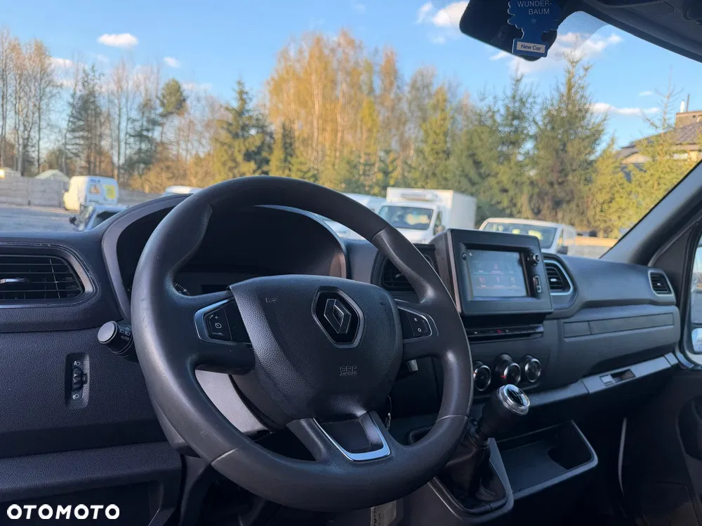Renault Master - miniatura 12