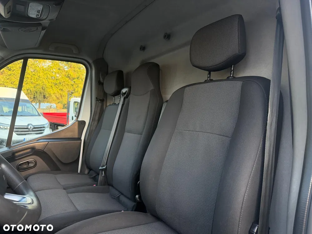 Renault Master - miniatura 20