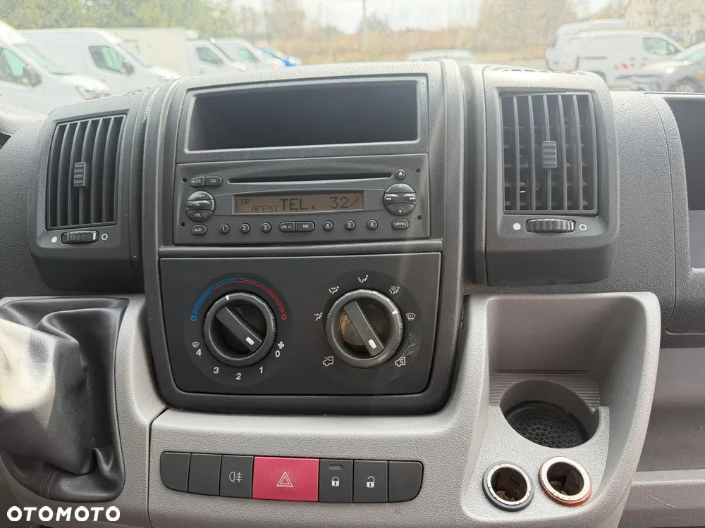 Peugeot Boxer - miniatura 37