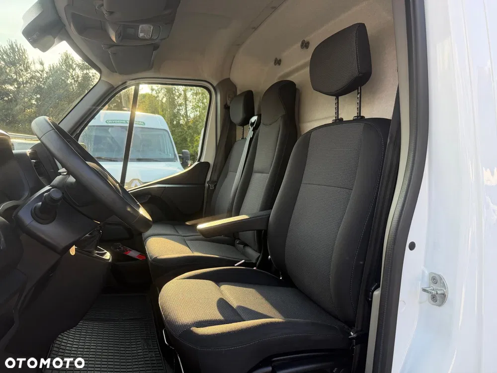 Renault Master / 2.3D / L2H2 / FV23% / NAJBOGATSZA WERSJA / - miniatura 12