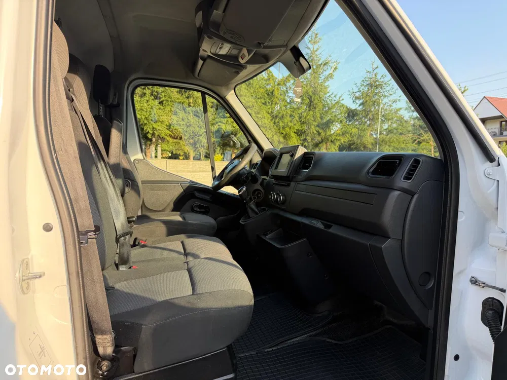 Renault MASTER / 2.3D / L2H2 / FV23% / NAJBOGATSZA WERSJA / KAMERA / NOWE OPONY NAVI / - miniatura 15