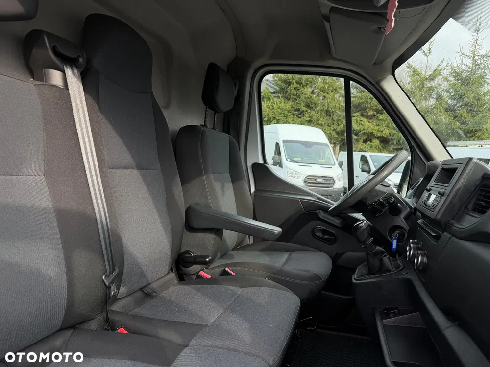 Nissan NV400 / L3H2 / 2.3D 150KM / FV23% / Bezwypadkowy / Master / - miniatura 19