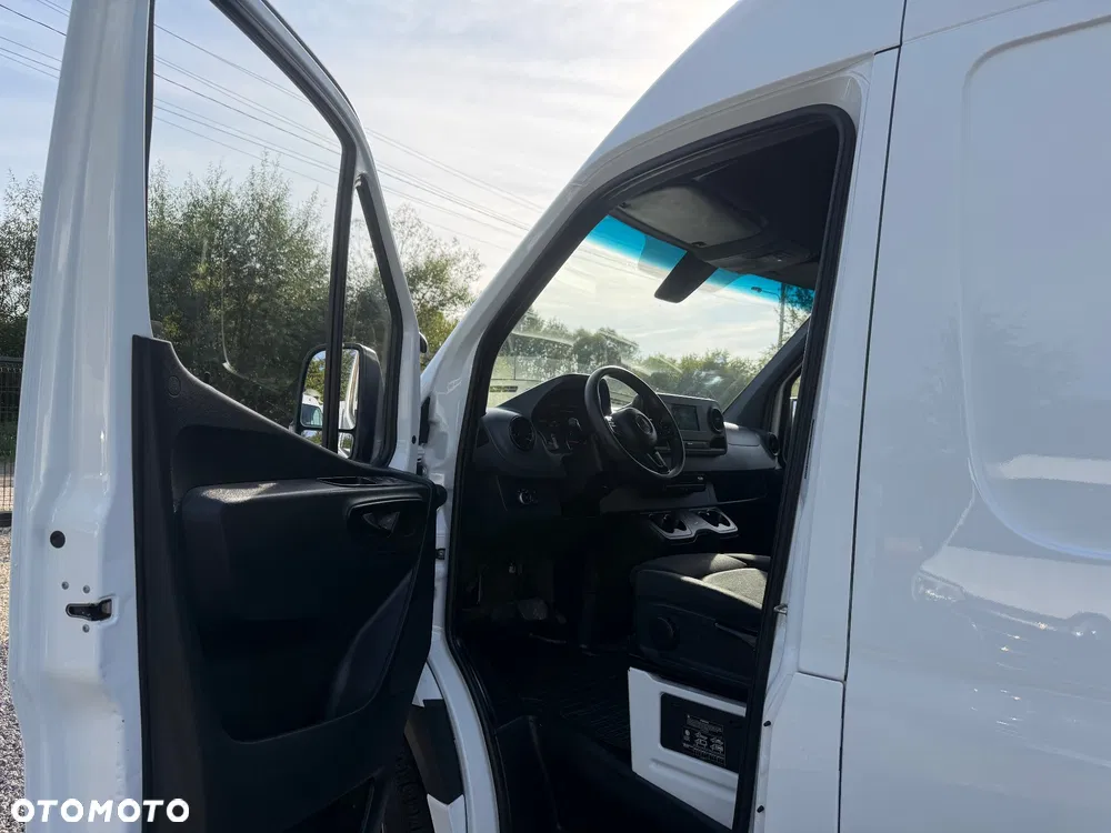 Mercedes-Benz SPRINTER / L4H3 / 2.2D / AUTOMAT /  NAJBOGATSZA WERSJA / KAMERY 360 / FV23% - miniatura 21