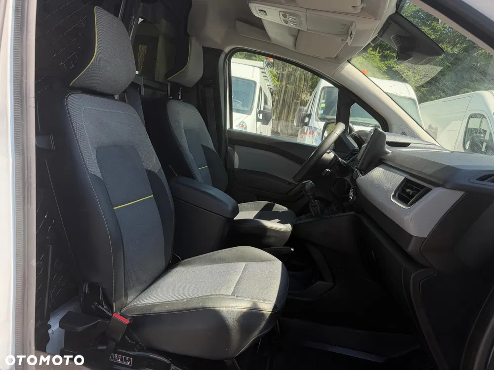 Renault Kangoo /NAJBOGATSZA WERSJA / LED/ NAVI / TABLET / KAMERA / KEY LESS / FV23% - miniatura 16