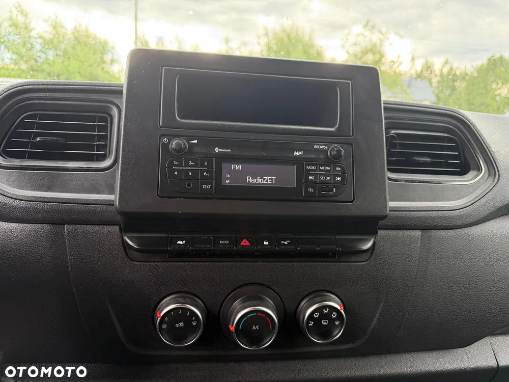 Renault MASTER / L2H2 / 2.3D / NOWE OPONY / KAMERA / ZADBANY / FV23% / - miniatura 16