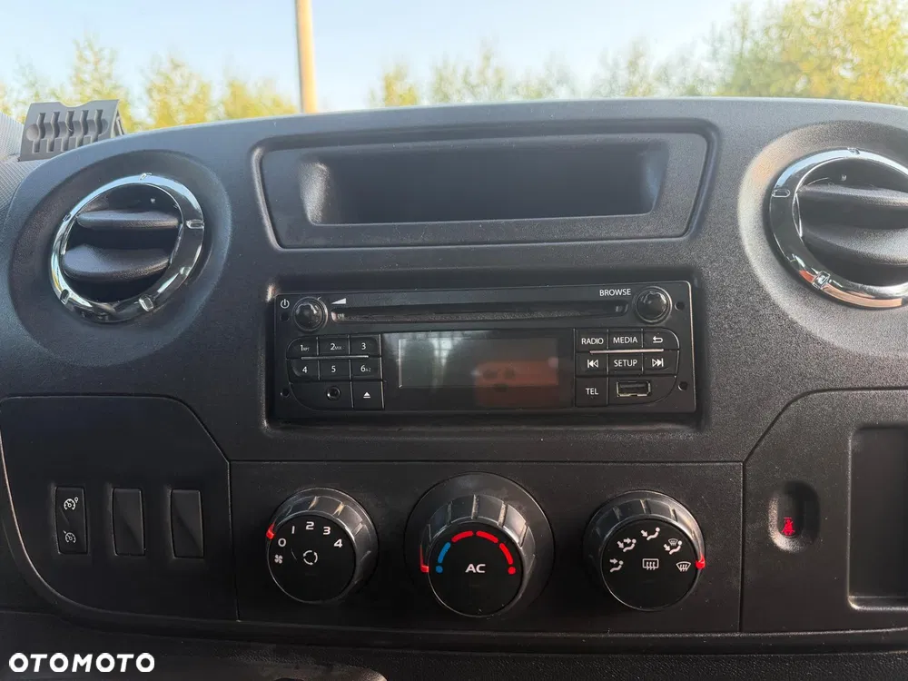 Renault Master / ORYGINALNA WYWROTKA / 2.3D /110 KM / Zadbana / Klima / - miniatura 23