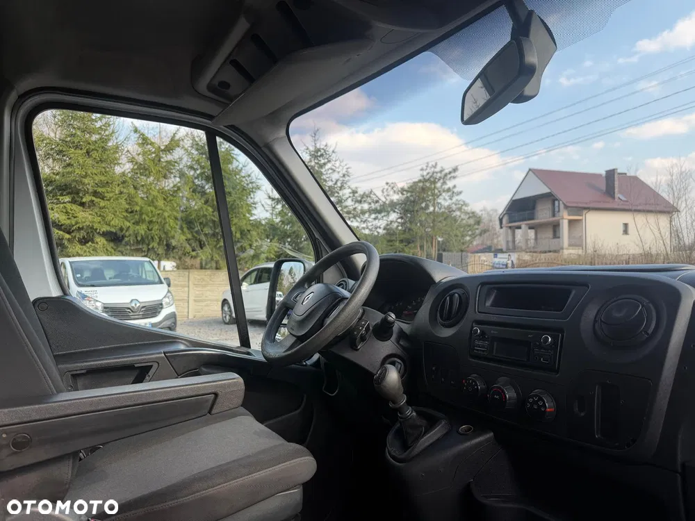 Renault Master - miniatura 18