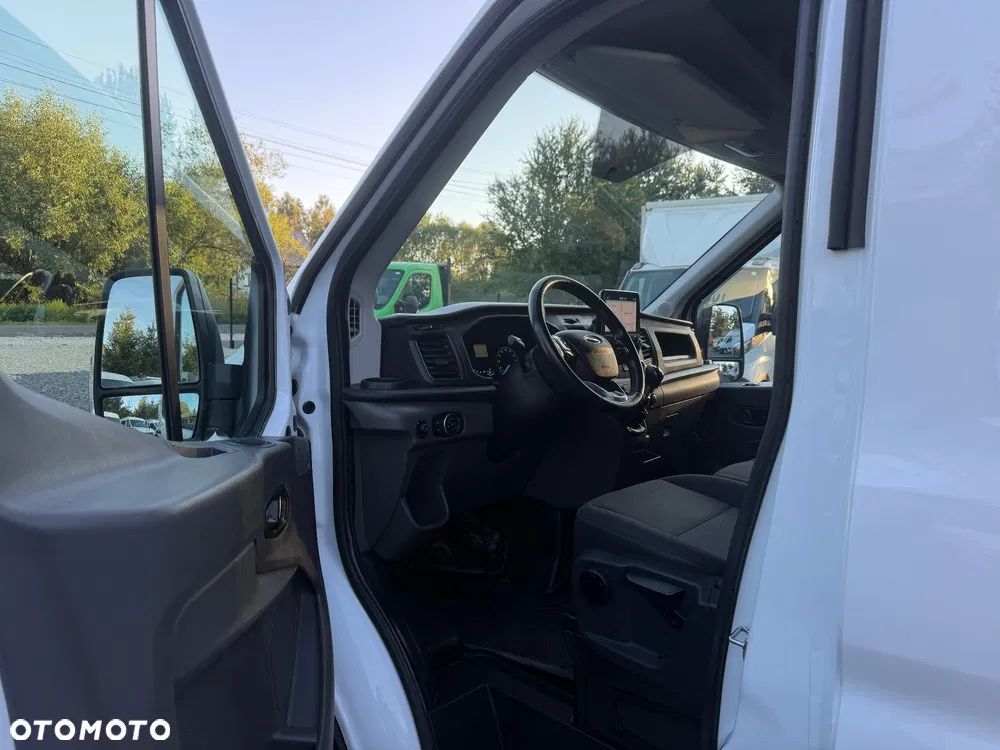 Ford Transit / L3H2 / NAJBOGATSZA WERSJA / Kamera / Zabudowa / Bagażnik dachowy / FV23% / - miniatura 9
