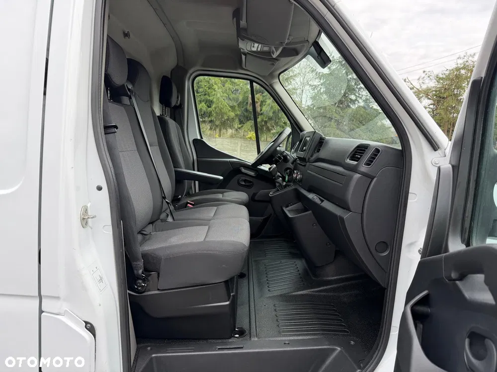 Renault Master - miniatura 19