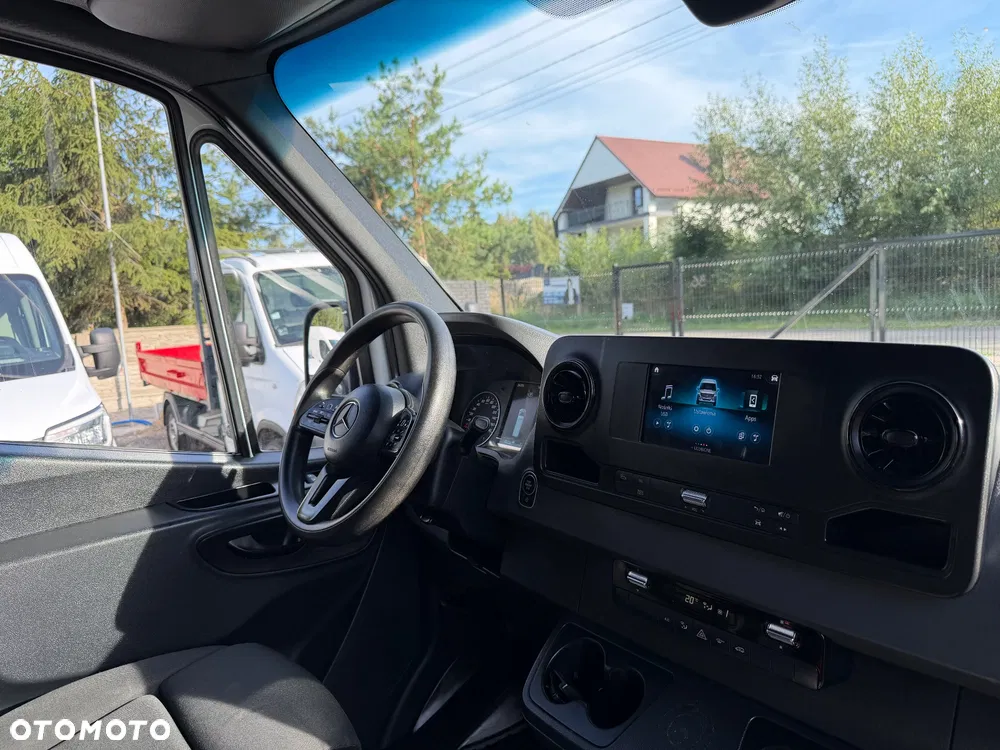 Mercedes-Benz SPRINTER / L4H3 / 2.2D / AUTOMAT /  NAJBOGATSZA WERSJA / KAMERY 360 / FV23% - miniatura 19