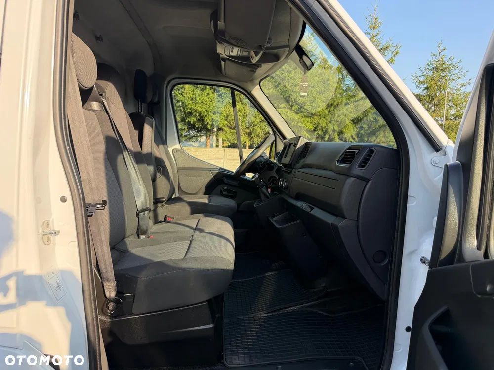 Renault MASTER / 2.3D / L2H2 / FV23% / NAJBOGATSZA WERSJA / KAMERA / NOWE OPONY NAVI / - miniatura 16