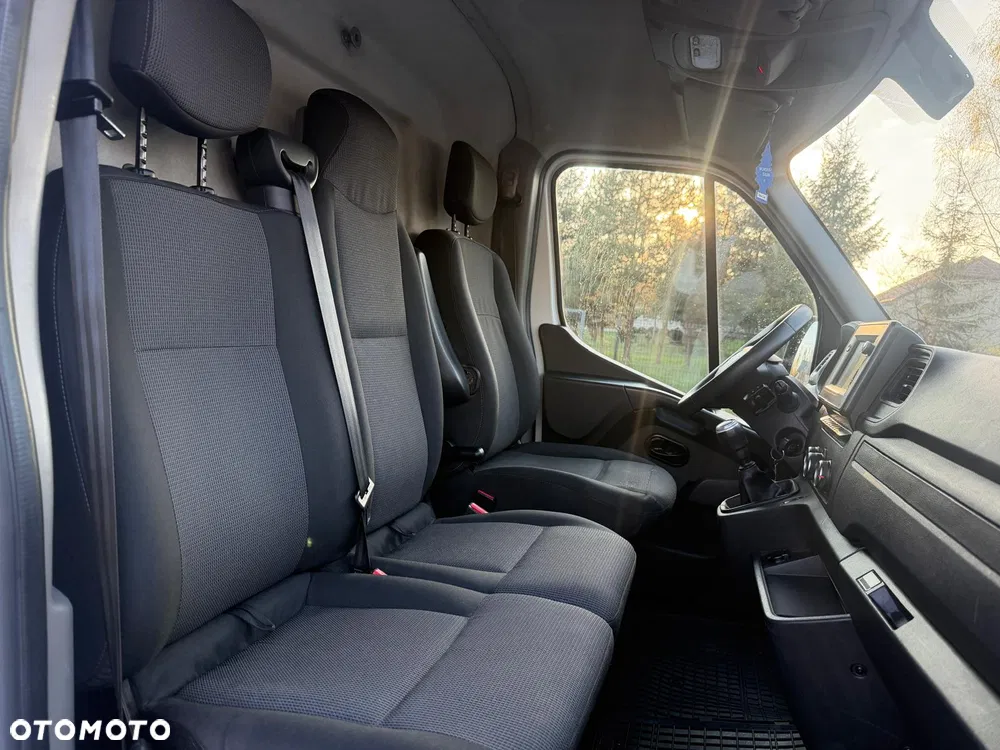 Renault Master - miniatura 14