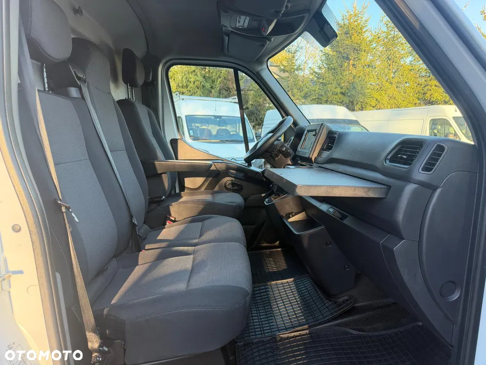 Renault Master / L3H2 / Najbogatsza wersja / 92000 KM / BEZWYPADKOWY / L3 H2 / FV23% - miniatura 14